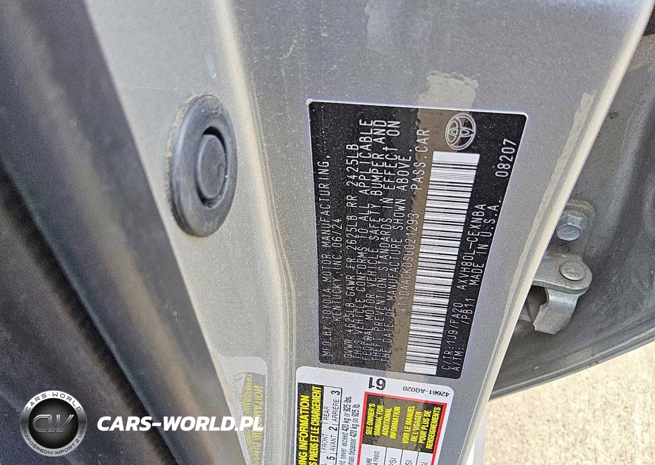 2025 Toyota Camry Le VIN:4T1DAACK0SU021293 - 12