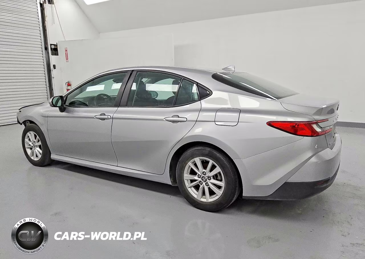 2025 Toyota Camry Le VIN:4T1DAACK0SU021293 - 2