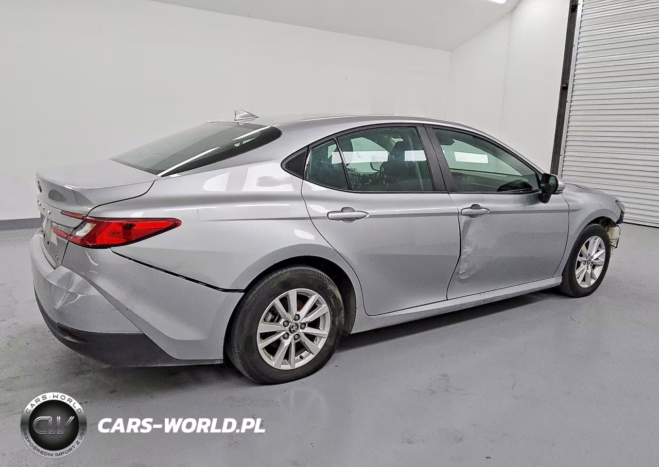 2025 Toyota Camry Le VIN:4T1DAACK0SU021293 - 3