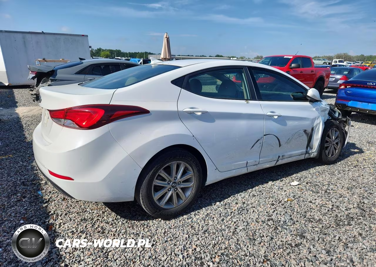 2015 Hyundai Elantra Se VIN:5NPDH4AE8FH643638 - 3