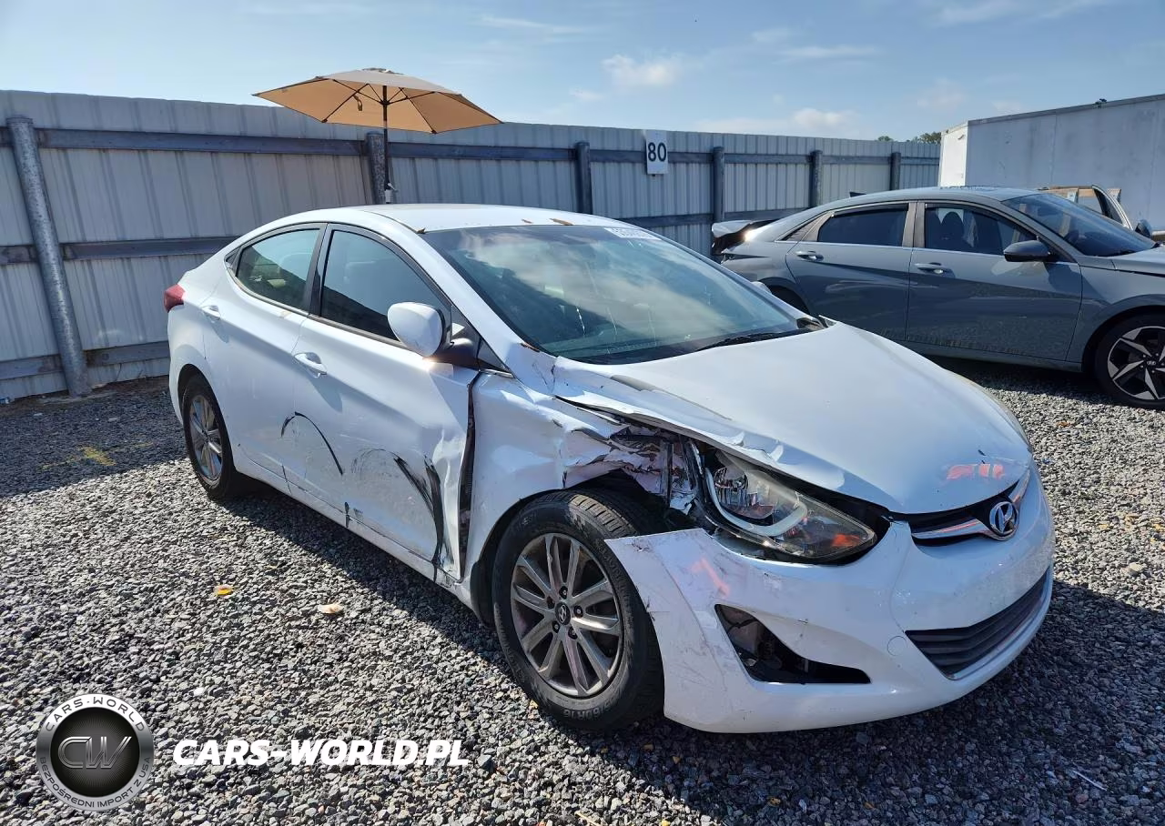 2015 Hyundai Elantra Se VIN:5NPDH4AE8FH643638 - 4
