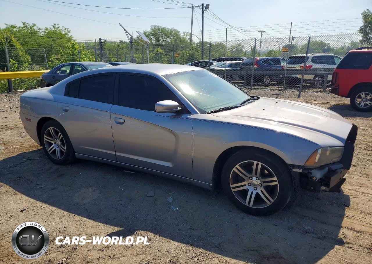 2013 Dodge Charger Se VIN:2C3CDXBG0DH639120 - 4
