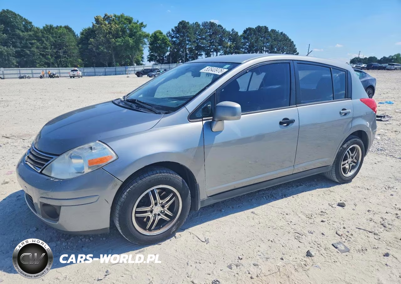2011 Nissan Versa 1.8 S