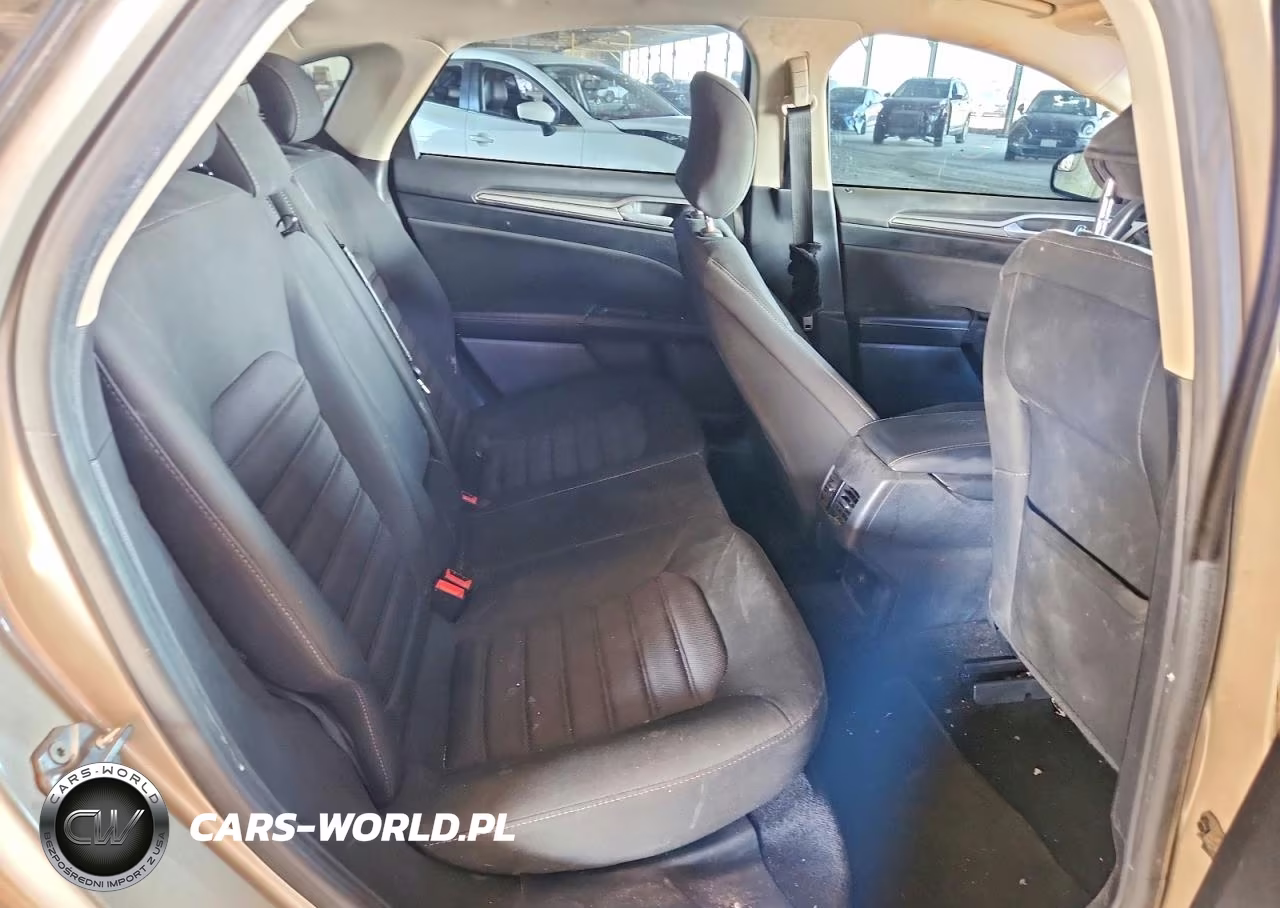 2017 Ford Fusion Se Hybrid VIN:3FA6P0LU7HR386115 - 10