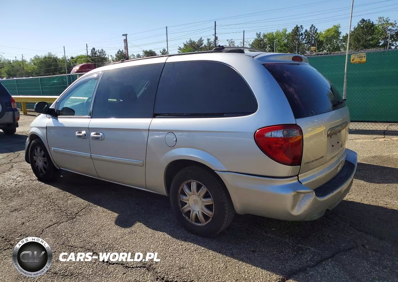 2005 Chrysler Town & Country Touring VIN:2C4GP54L55R439896 - 2