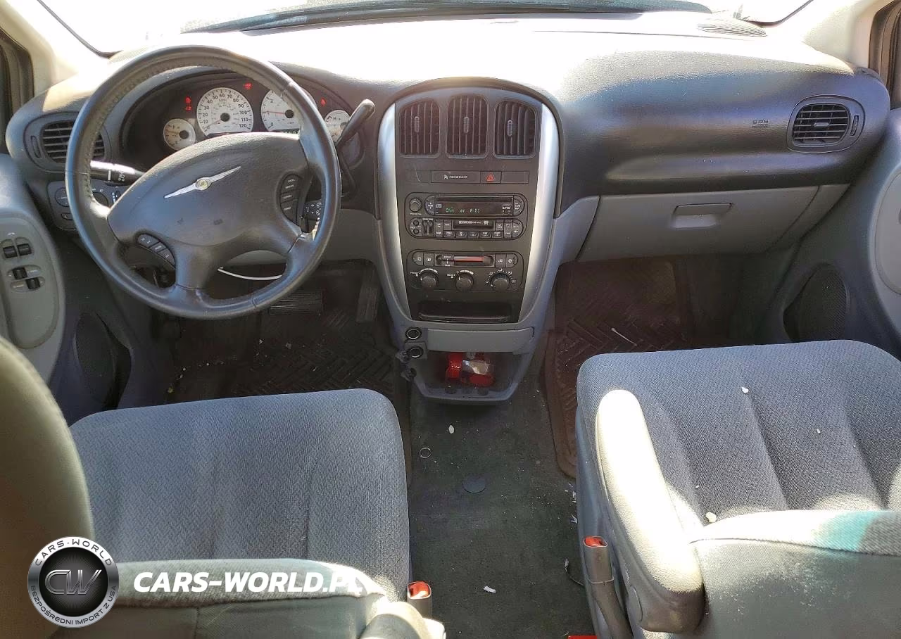 2005 Chrysler Town & Country Touring VIN:2C4GP54L55R439896 - 8