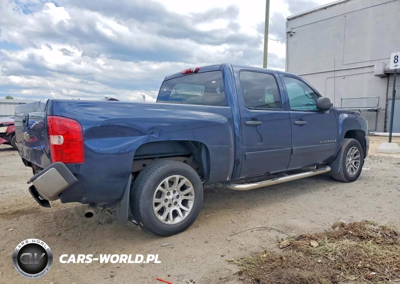 2008 Chevrolet Silverado C1500 VIN:2GCEC13C481326151 - 3