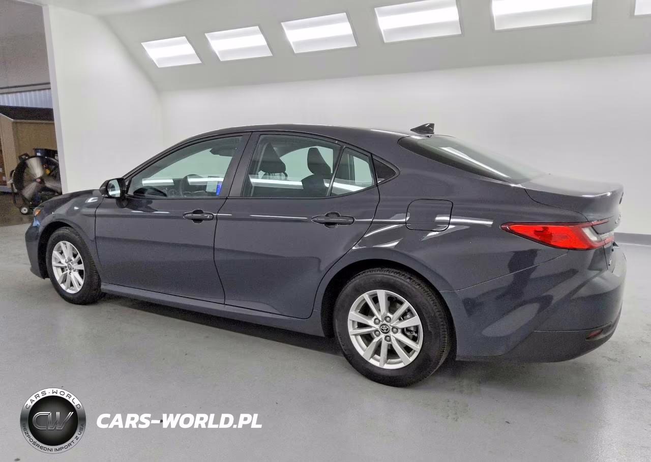 2025 Toyota Camry Le VIN:4T1DAACK1SU128756 - 2