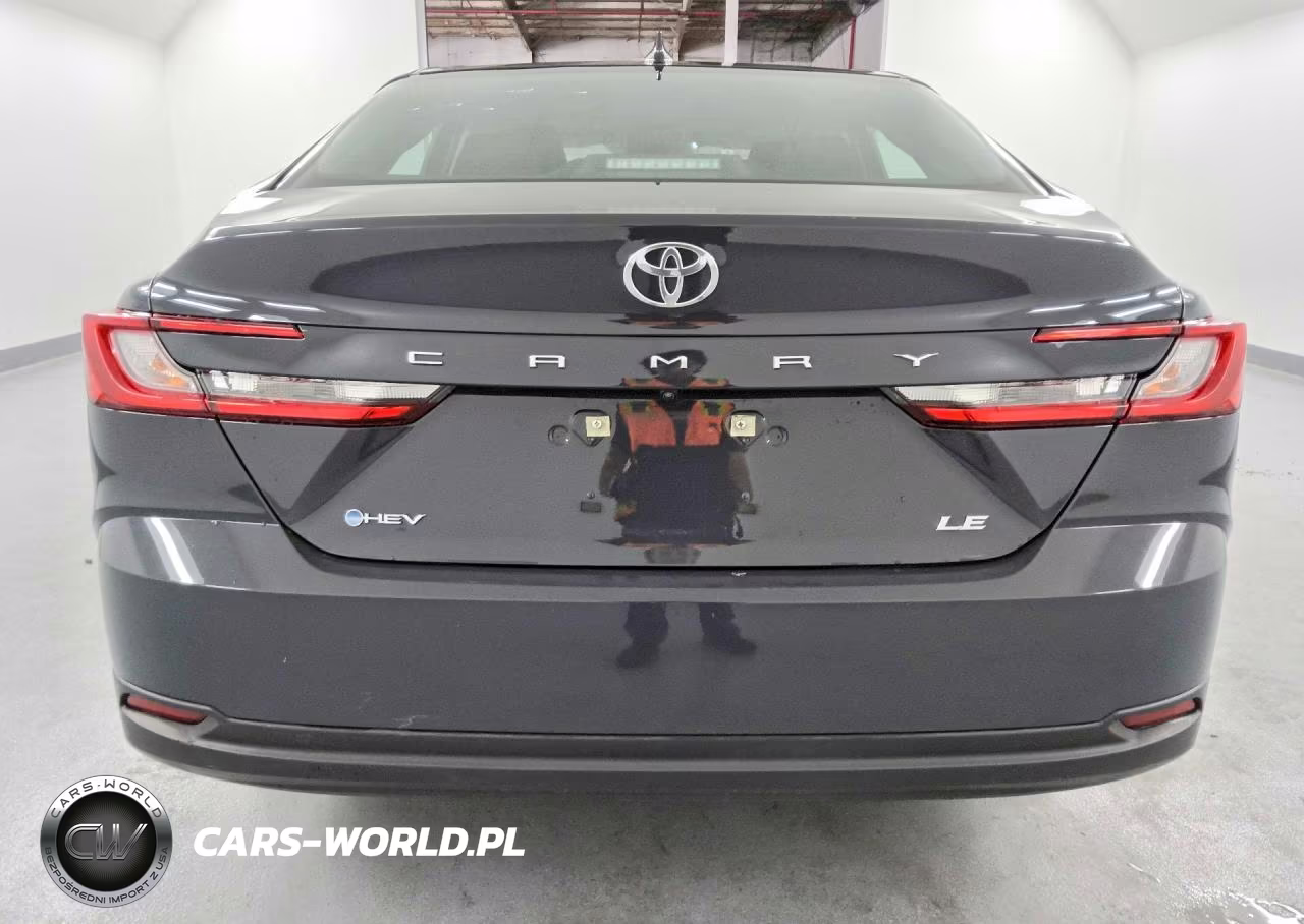 2025 Toyota Camry Le VIN:4T1DAACK1SU128756 - 6