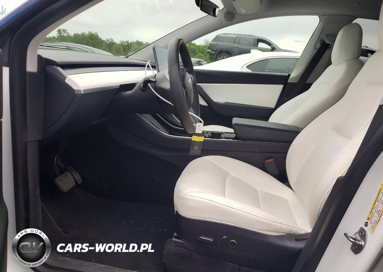 2021 Tesla Model Y VIN:5YJYGDEE4MF121051 - 7
