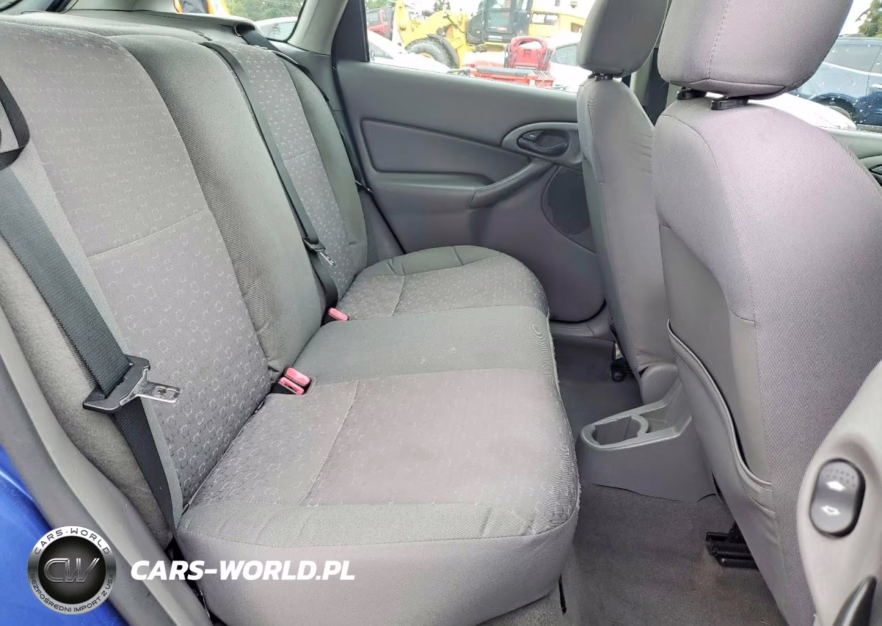 2004 Ford Focus Zx5 VIN:3FAFP37304R112400 - 10