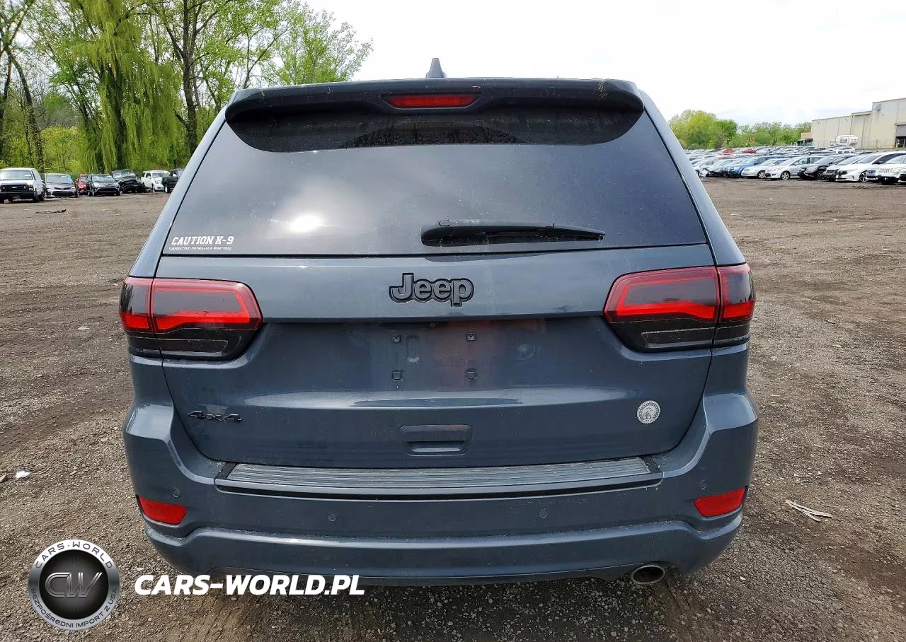 2017 Jeep Grand Cherokee Laredo VIN:1C4RJFAG8HC885982 - 6