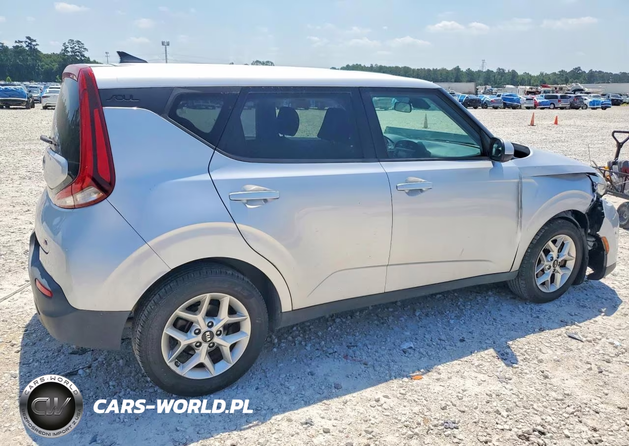 2021 Kia Soul S VIN:KNDJ23AU9M7785794 - 3