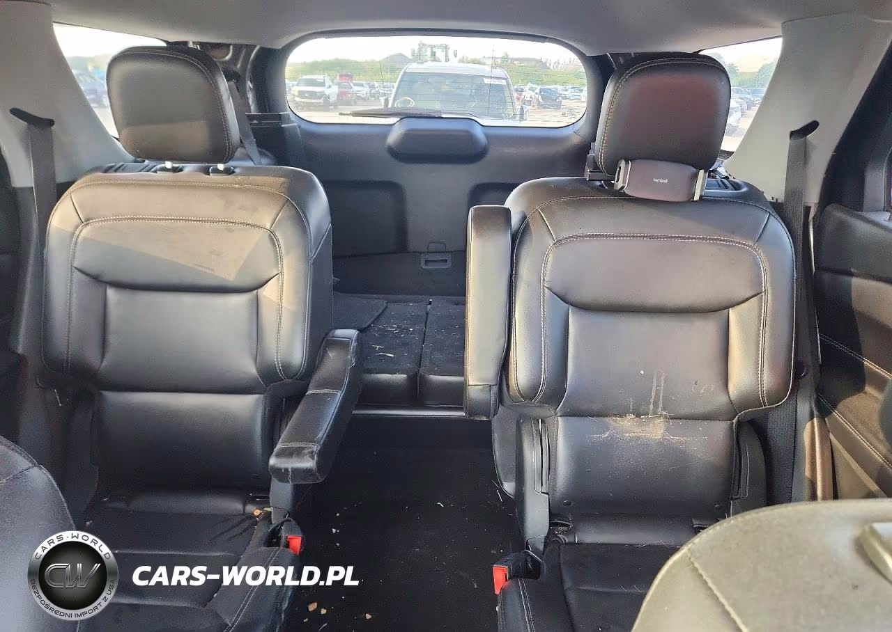 2022 Ford Explorer Xlt VIN:1FMSK7DH1NGA17444 - 10