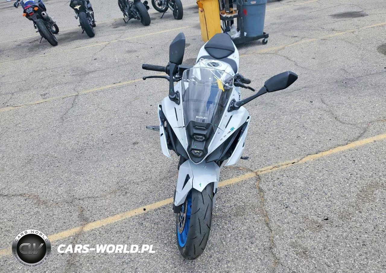 2026 Suzuki Gsx800 F VIN:JS1EM13B2T7100703 - 5