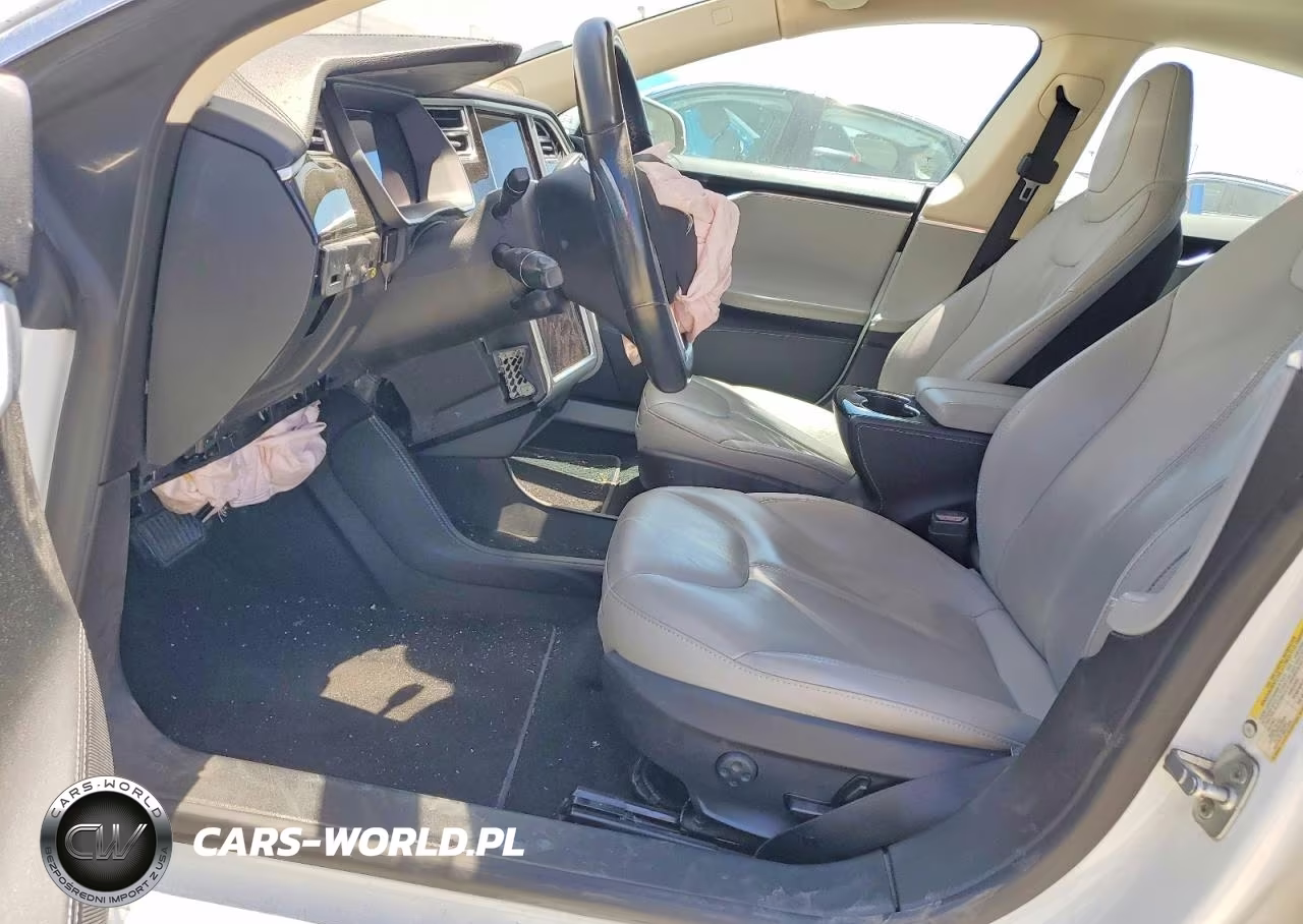 2014 Tesla Model S VIN:5YJSA1H19EFP49994 - 7