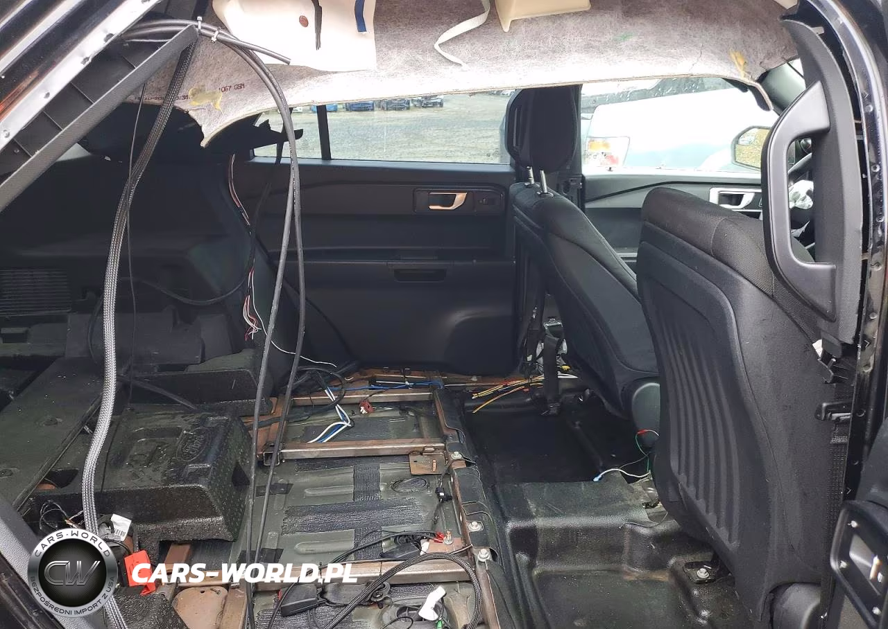 2020 Ford Explorer Police Interceptor VIN:1FM5K8AW3LGB07634 - 11