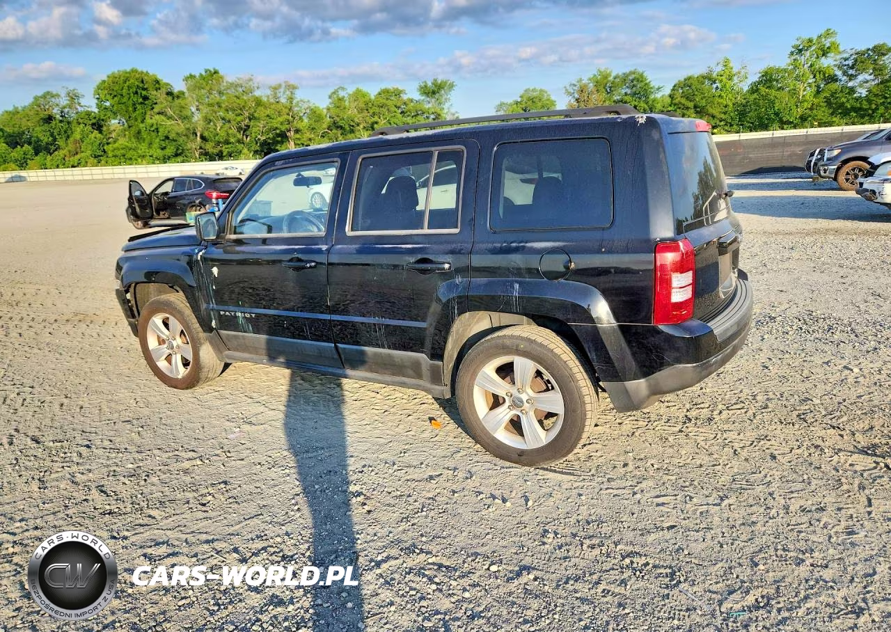 2012 Jeep Patriot Latitude VIN:1C4NJPFA6CD586597 - 2