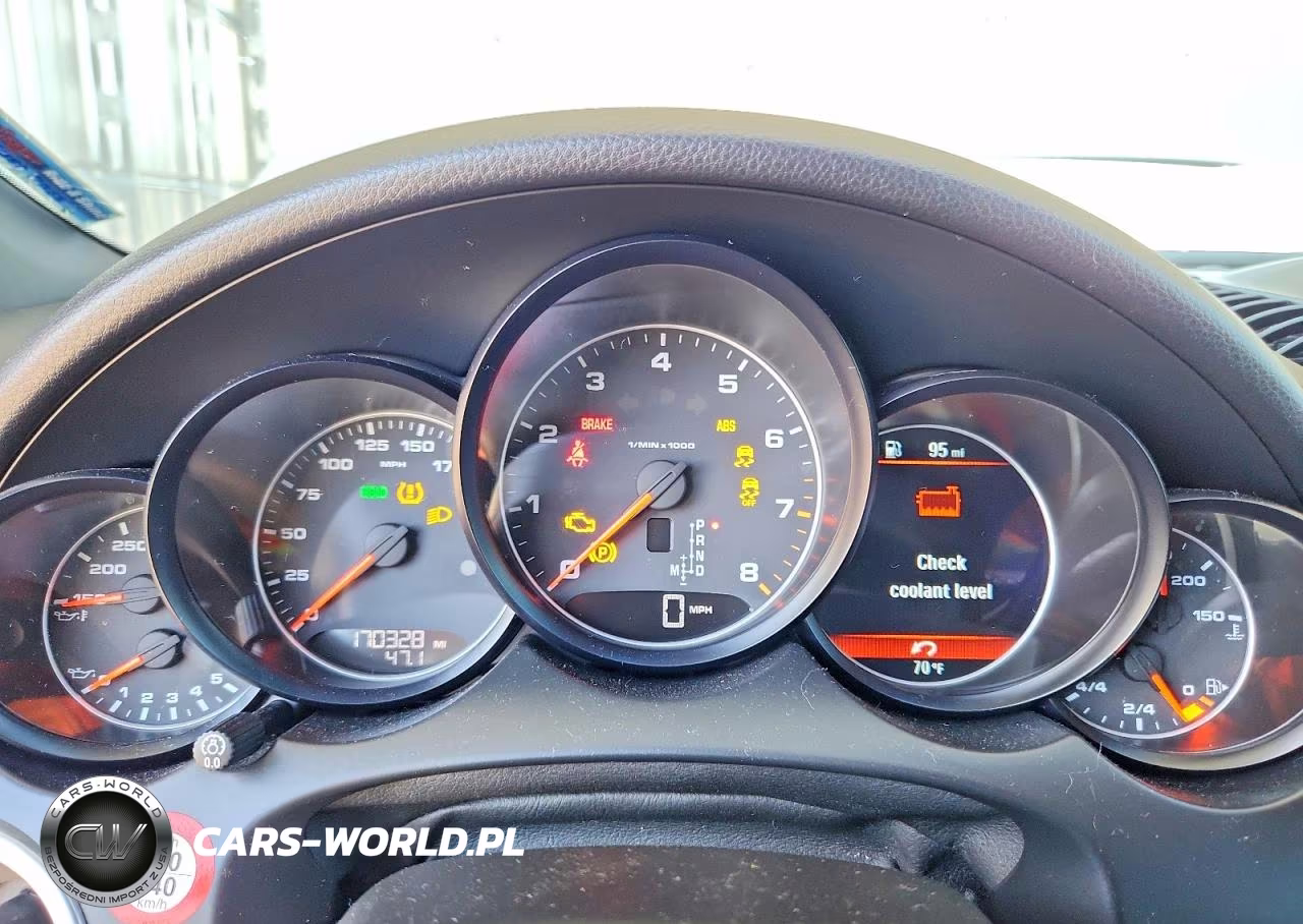 2012 Porsche Cayenne VIN:WP1AA2A22CLA03769 - 9