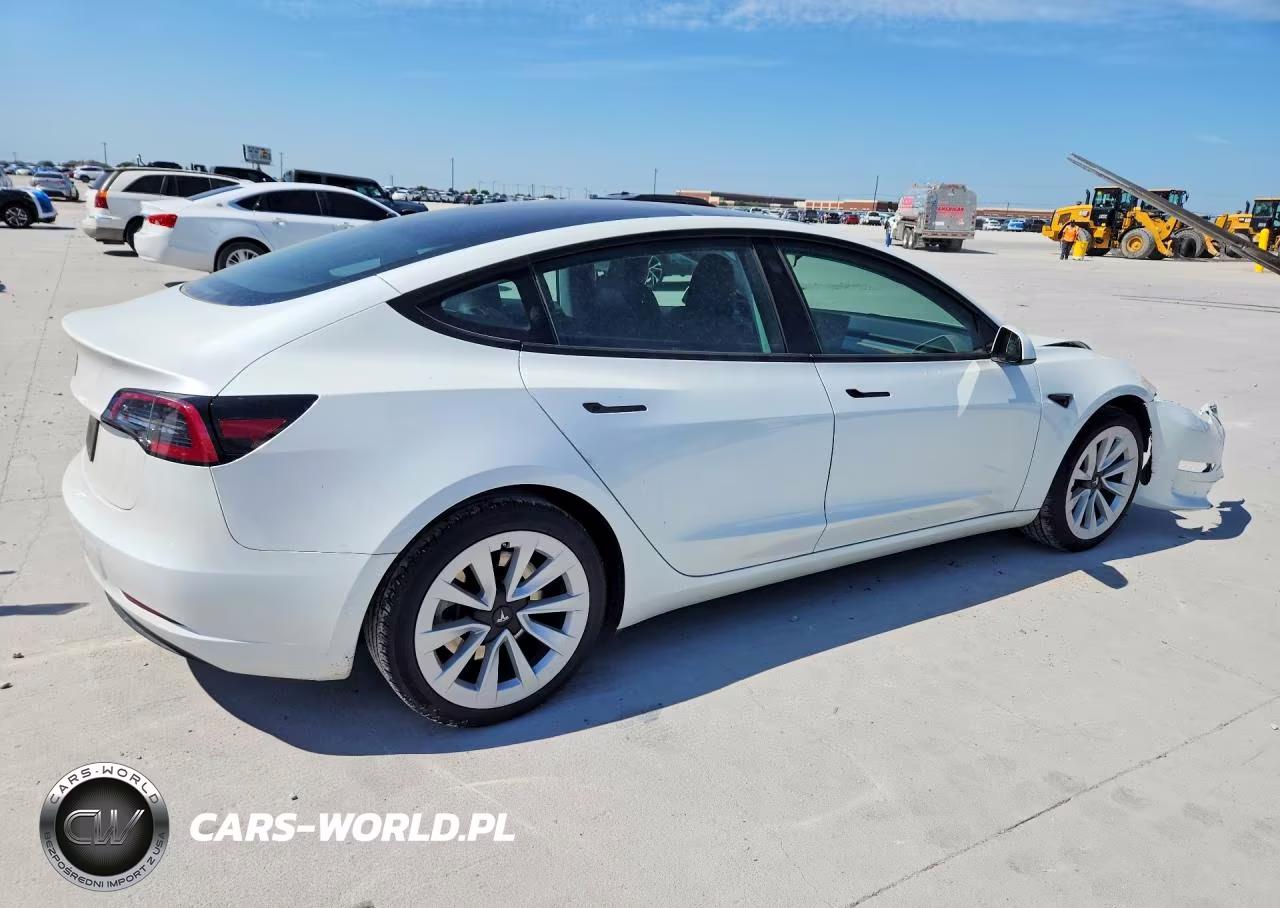 2023 Tesla Model 3 VIN:5YJ3E1EA1PF573202 - 3