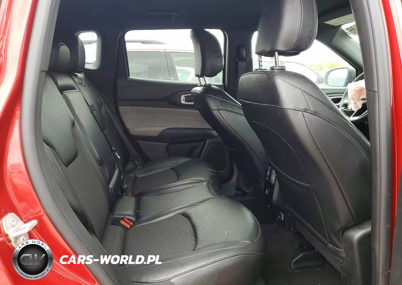 2024 Jeep Compass Latitude VIN:3C4NJDBN8RT137965 - 11