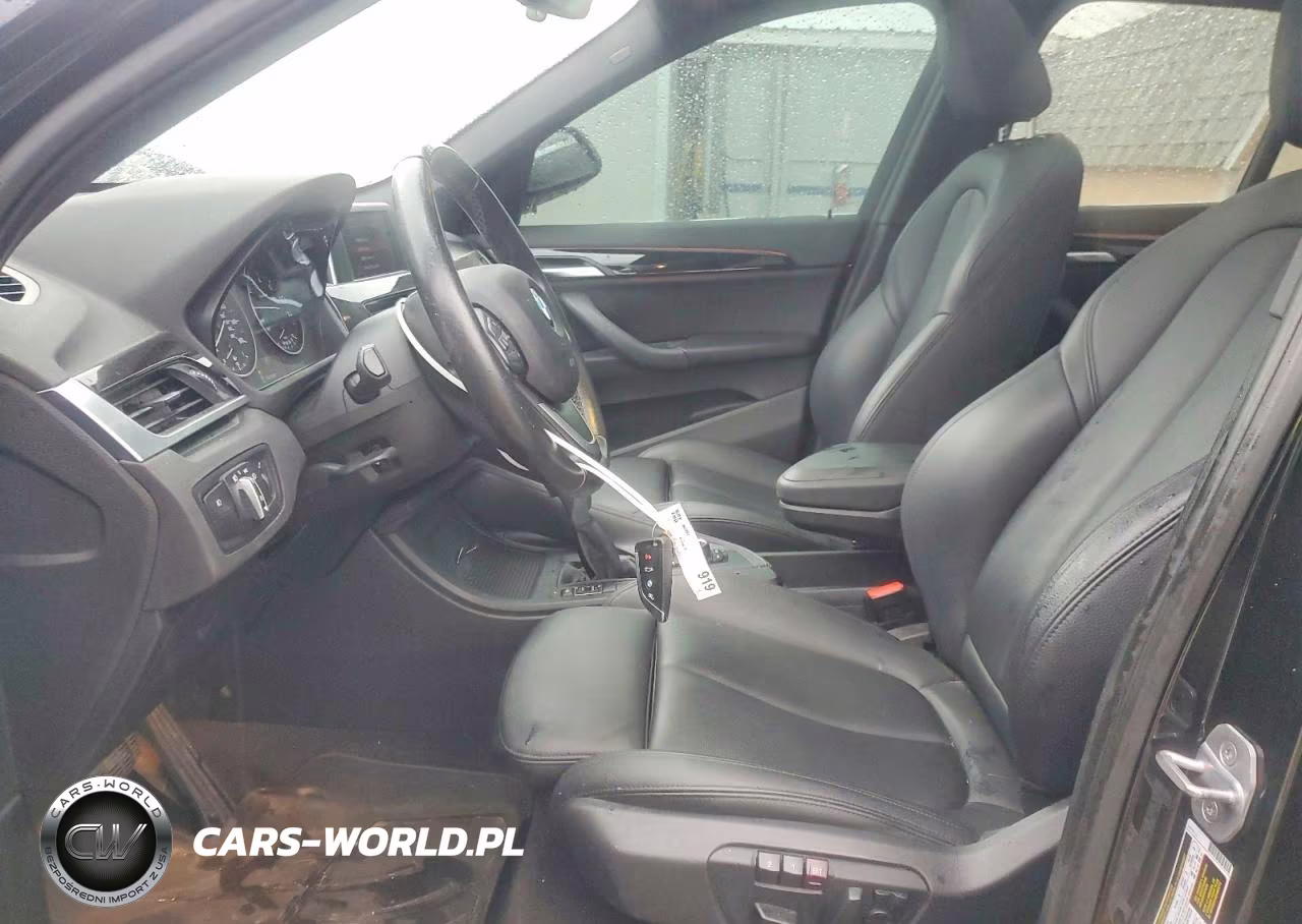 2018 BMW X1 Sdrive28I VIN:WBXHU7C38J5H43098 - 7