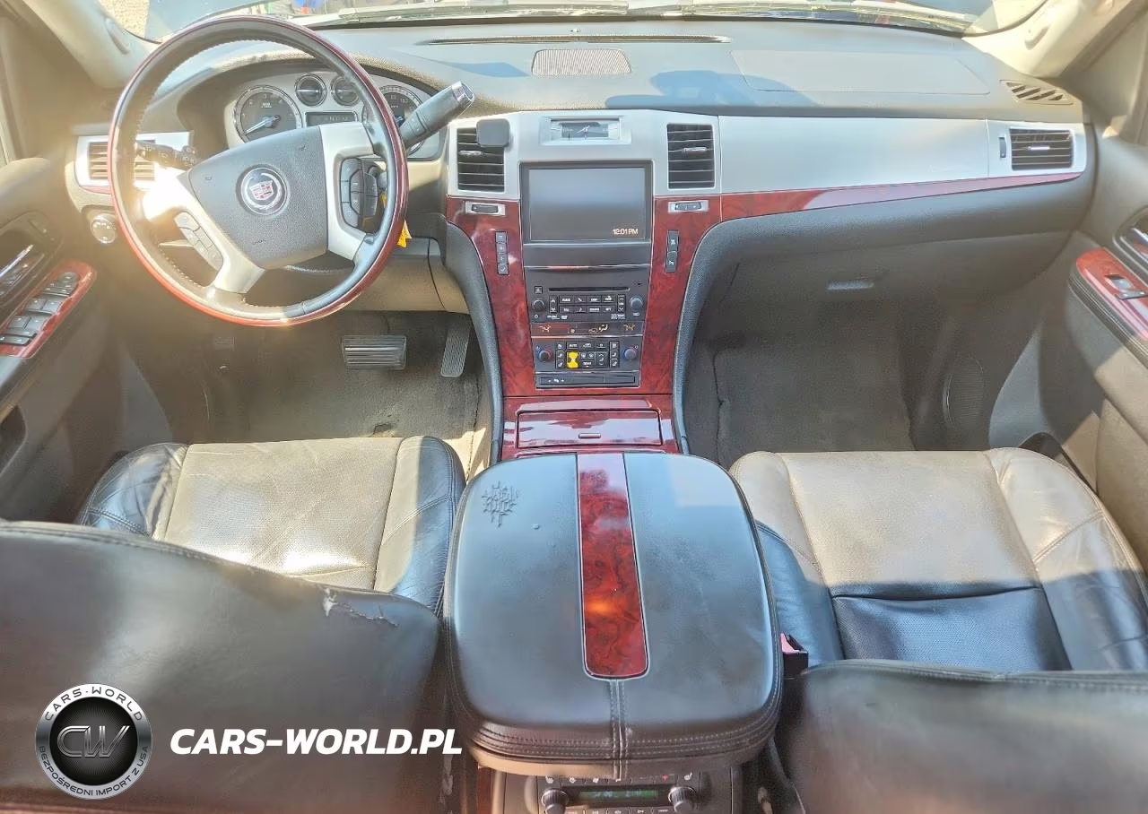 2011 Cadillac Escalade Luxury VIN:1GYS4BEF0BR132089 - 8