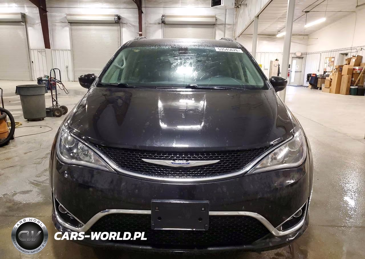 2018 Chrysler Pacifica Touring L VIN:2C4RC1BG2JR252693 - 5