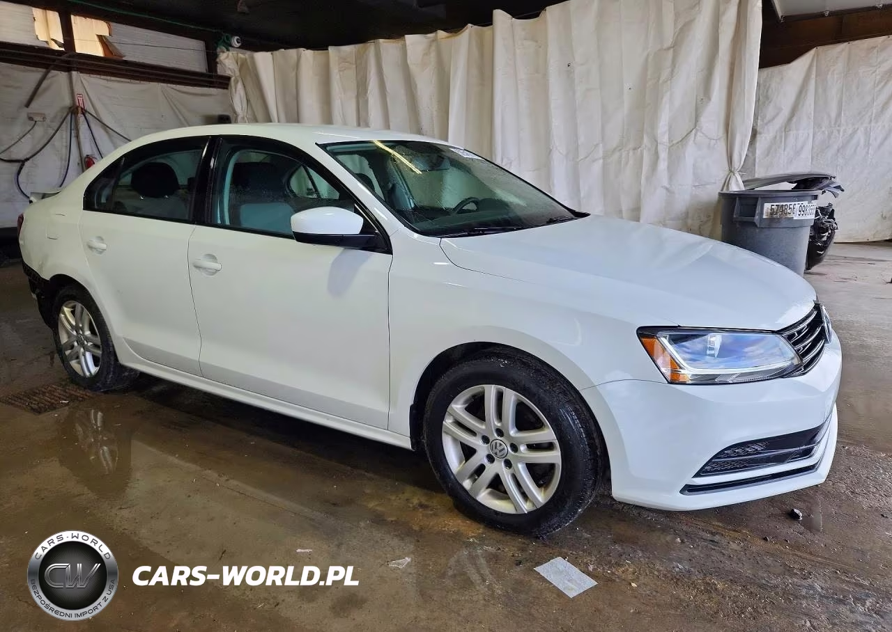 2018 Volkswagen Jetta S VIN:3VW167AJ0JM210872 - 4
