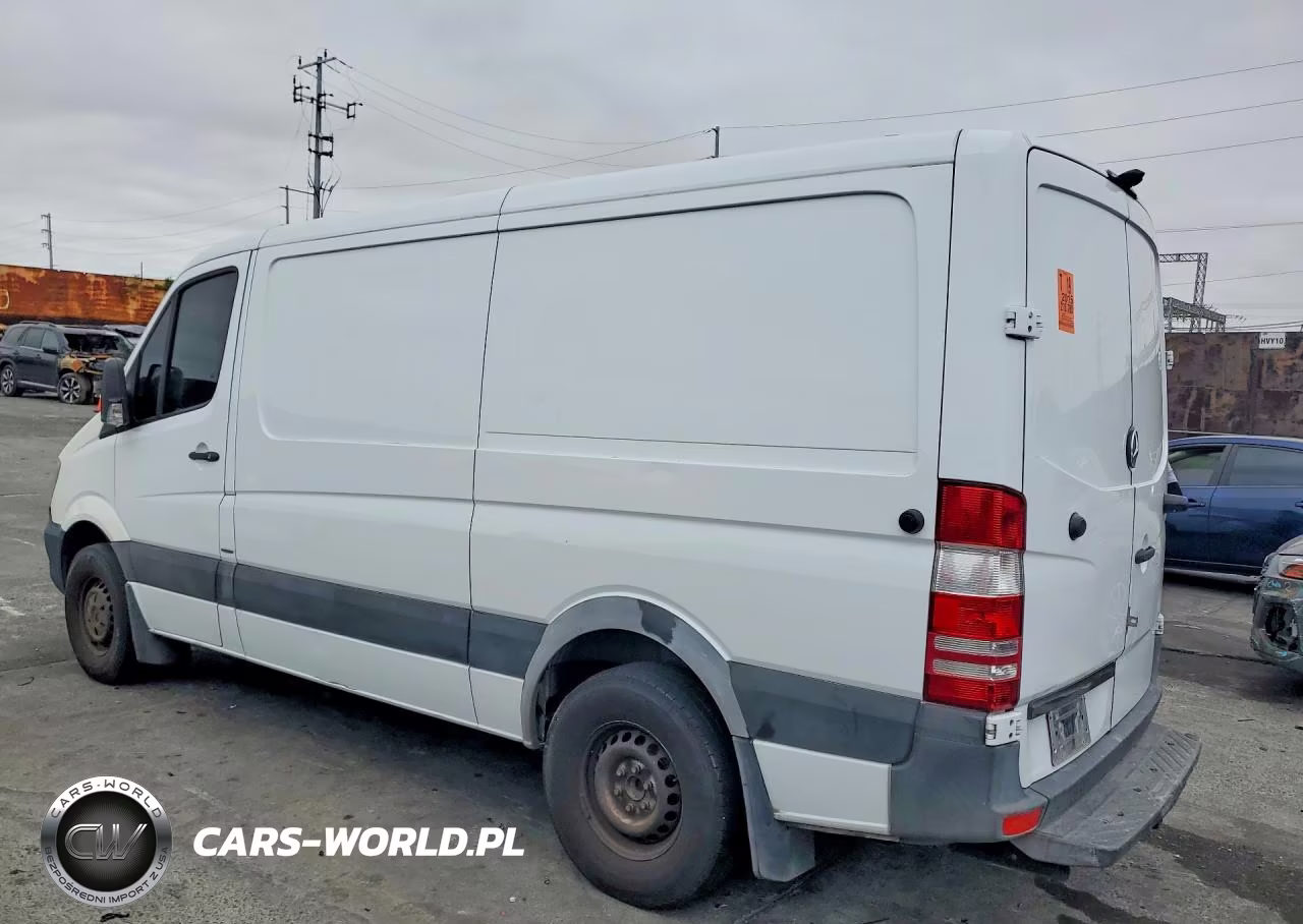 2015 Mercedes-Benz Sprinter 2500 VIN:WD3PE7DC7FP149285 - 2