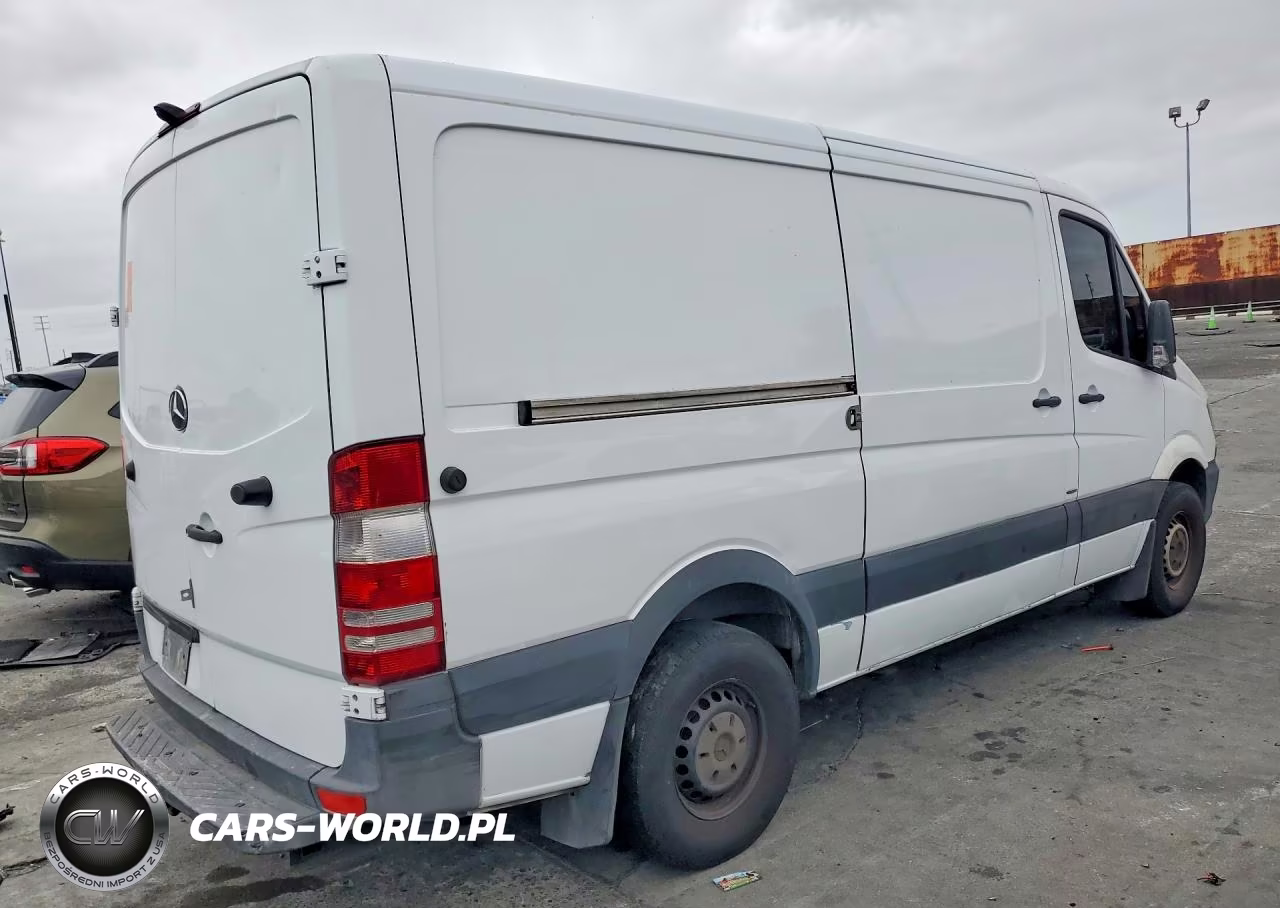 2015 Mercedes-Benz Sprinter 2500 VIN:WD3PE7DC7FP149285 - 3