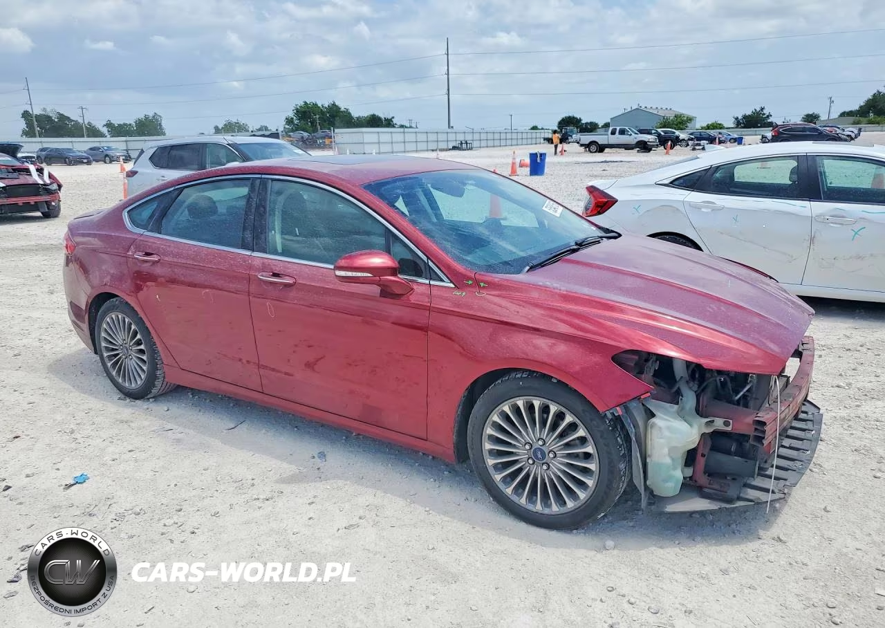 2015 Ford Fusion Titanium VIN:3FA6P0D93FR203607 - 4