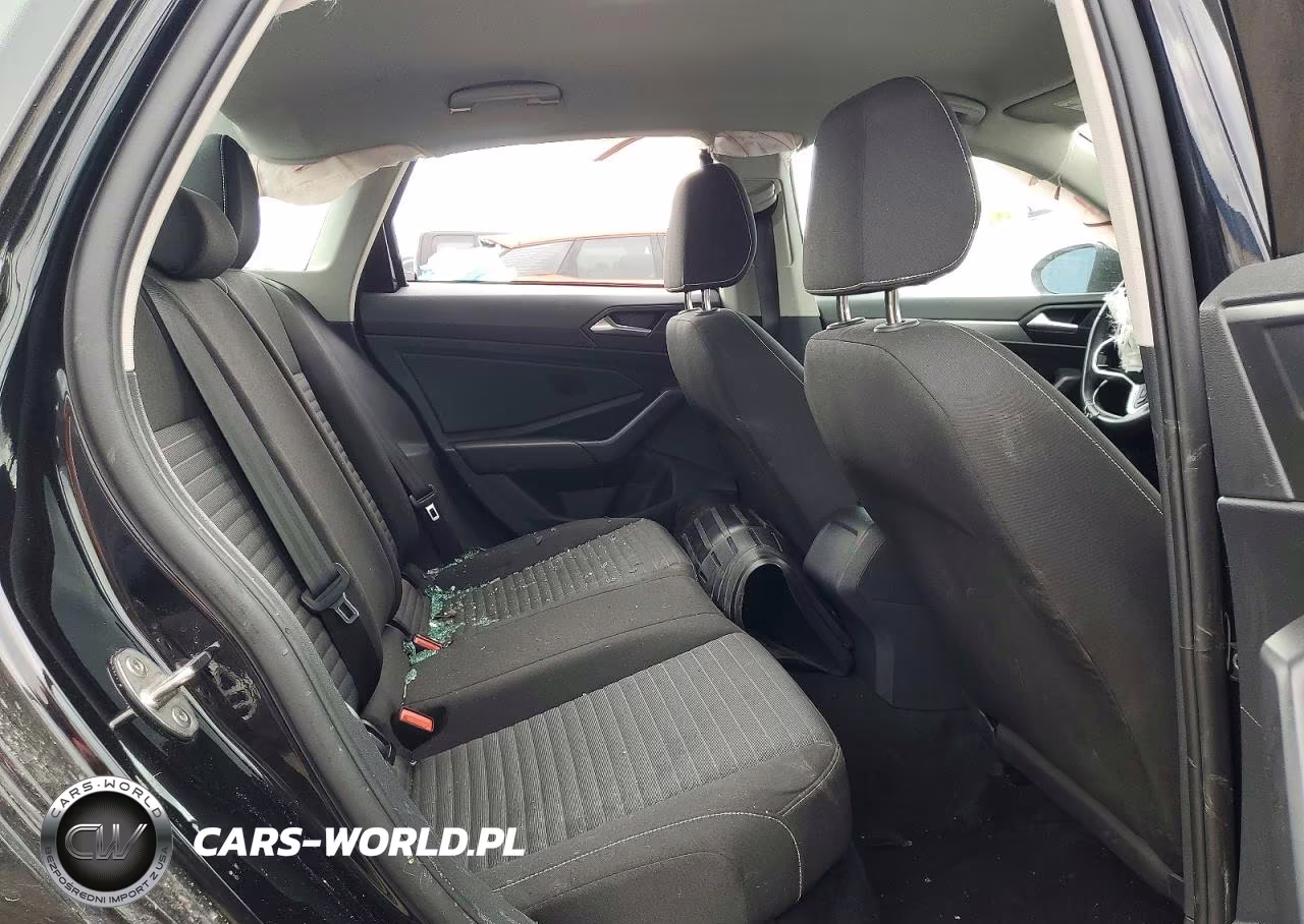 2024 Volkswagen Jetta S VIN:3VW5M7BU1RM030893 - 10