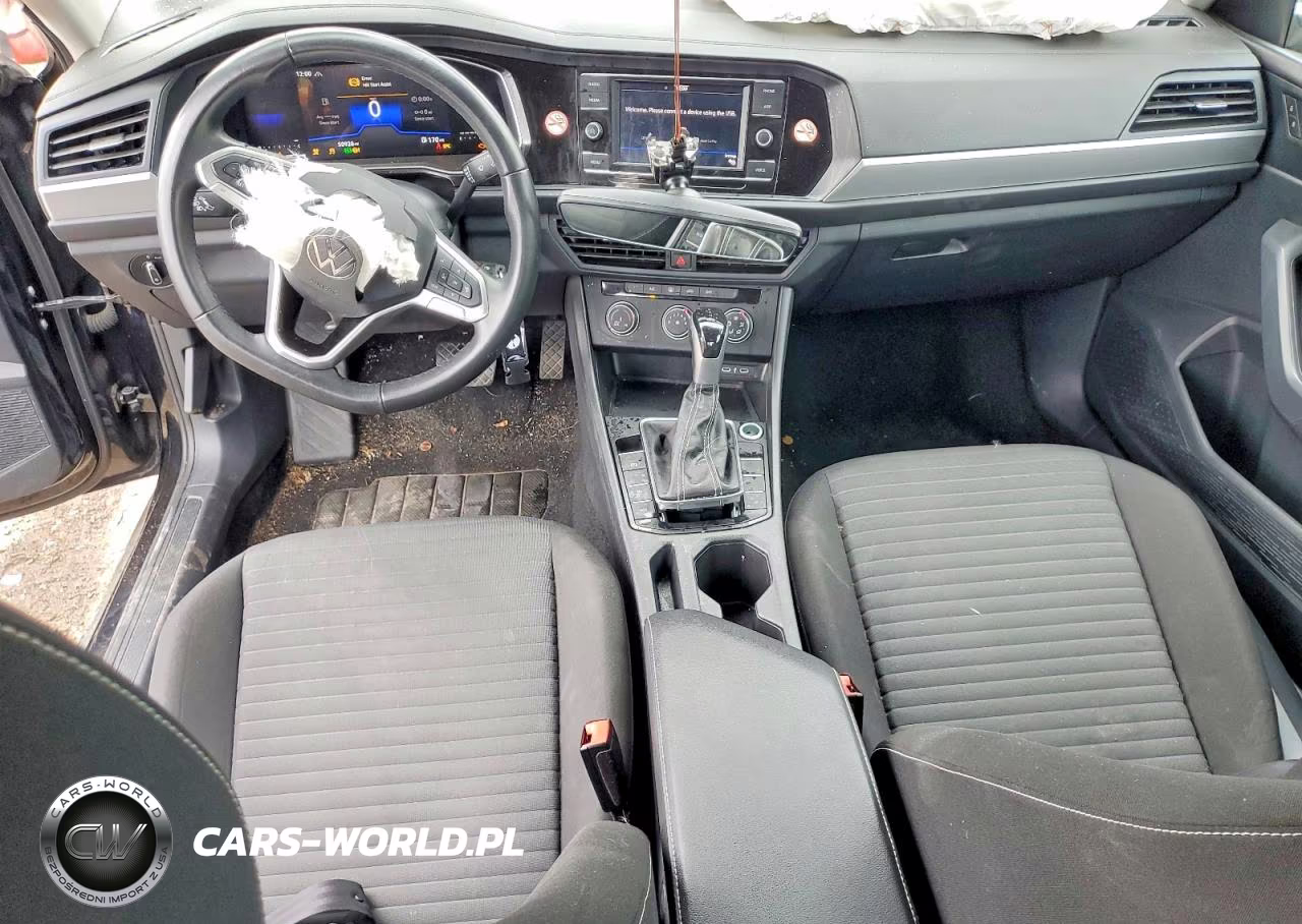 2024 Volkswagen Jetta S VIN:3VW5M7BU1RM030893 - 8