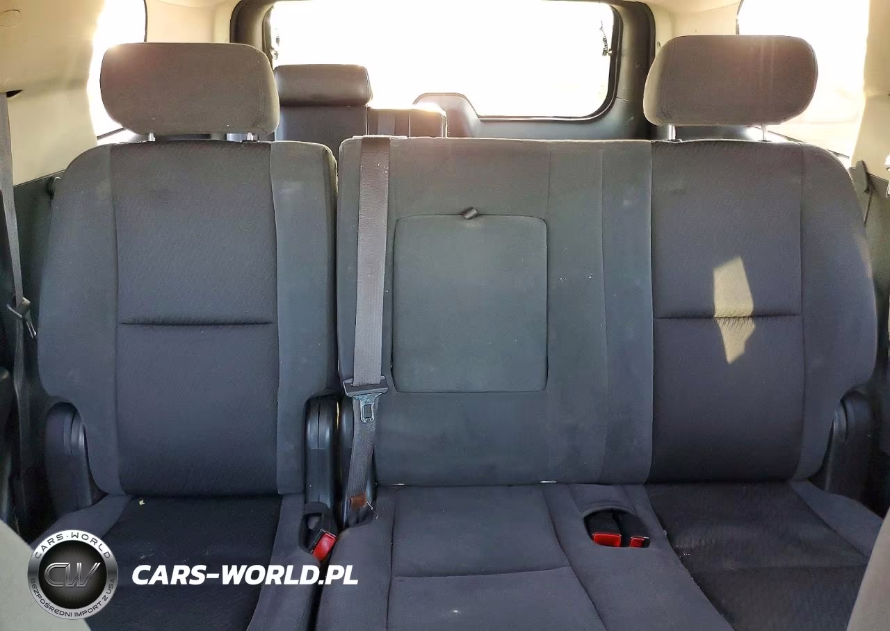 2009 Chevrolet Tahoe C1500 Ls VIN:1GNFC13C09R299664 - 10
