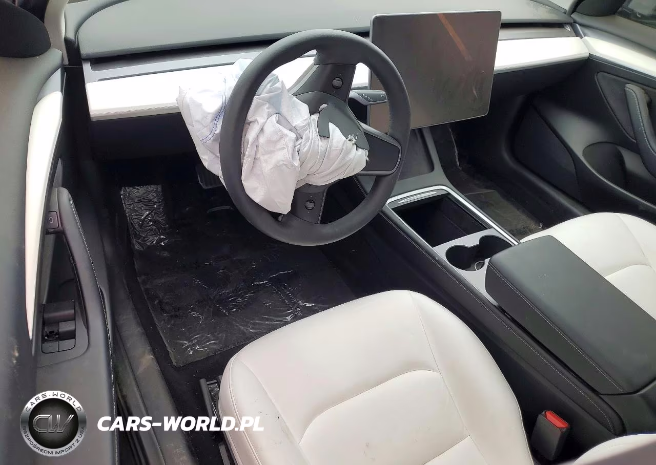 2022 Tesla Model 3 VIN:5YJ3E1EAXNF353179 - 8