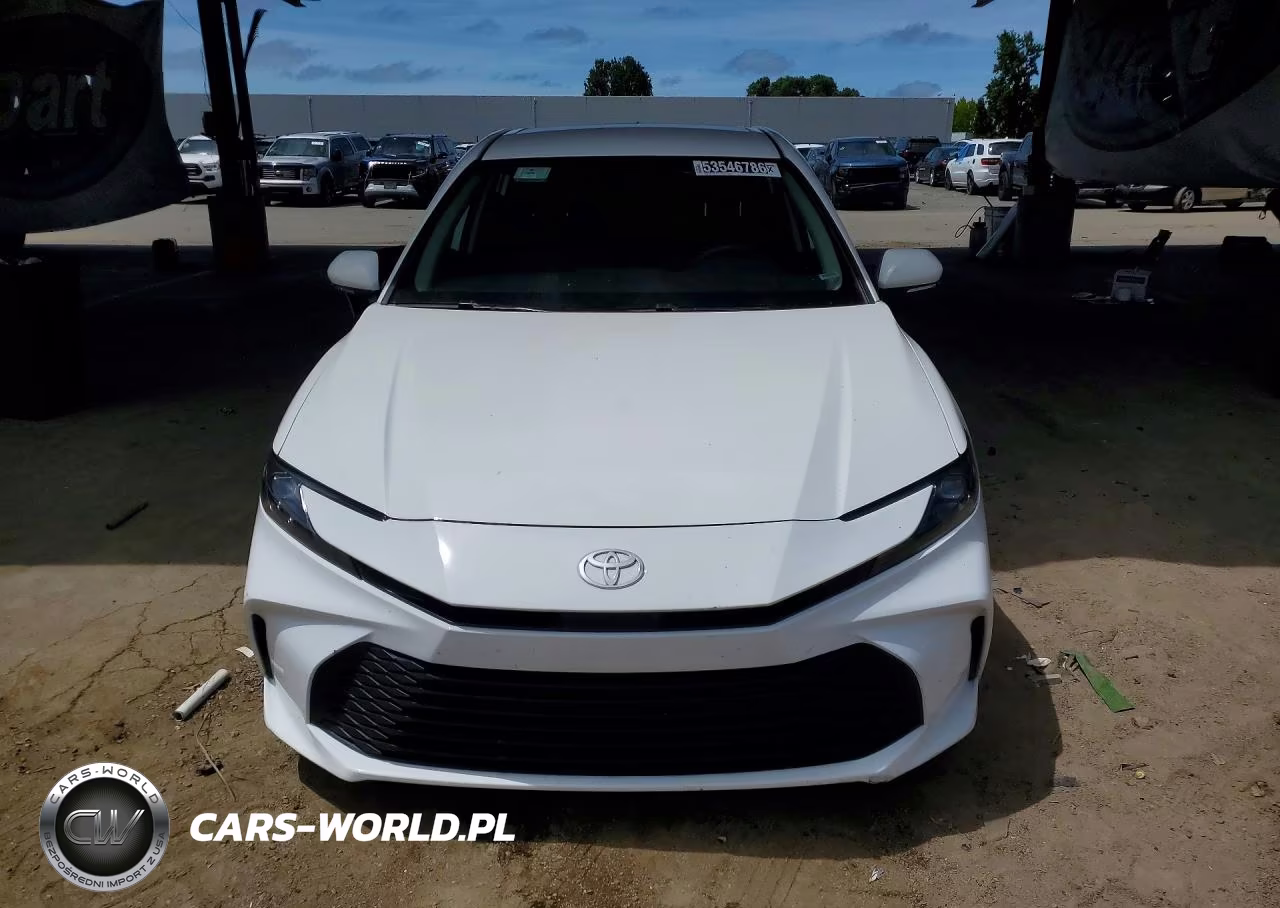2025 Toyota Camry Le VIN:4T1DAACK4SU117072 - 5