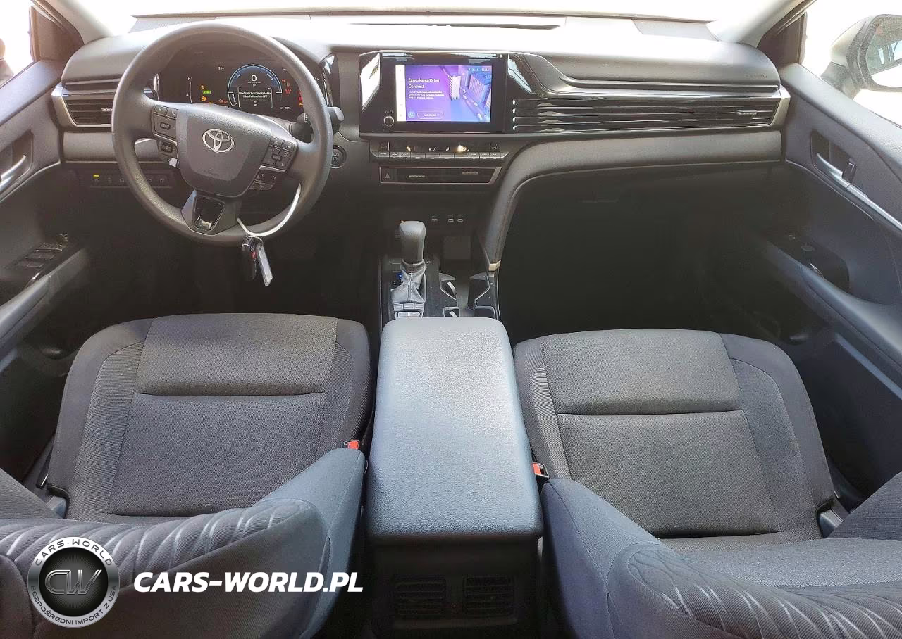 2025 Toyota Camry Le VIN:4T1DAACK4SU117072 - 8