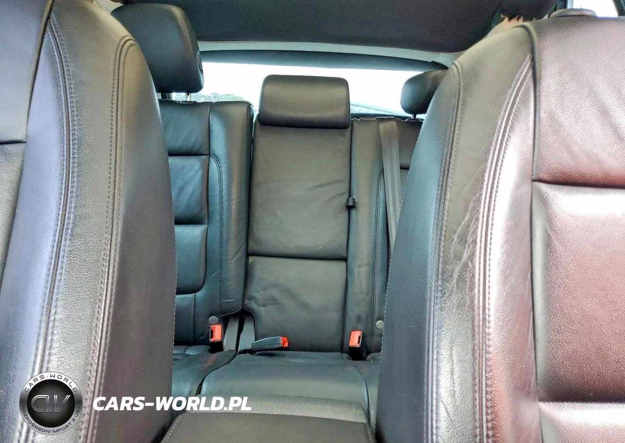 2017 Volkswagen Tiguan Sport VIN:WVGTV7AX4HK009847 - 10
