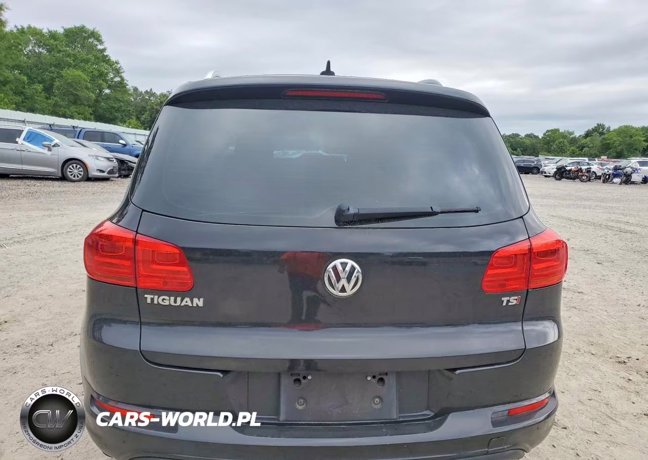 2017 Volkswagen Tiguan Sport VIN:WVGTV7AX4HK009847 - 6