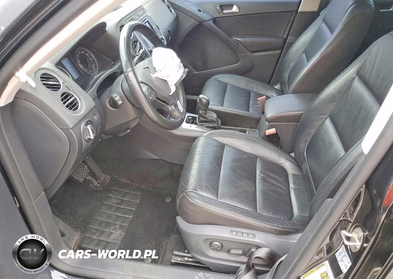 2017 Volkswagen Tiguan Sport VIN:WVGTV7AX4HK009847 - 7