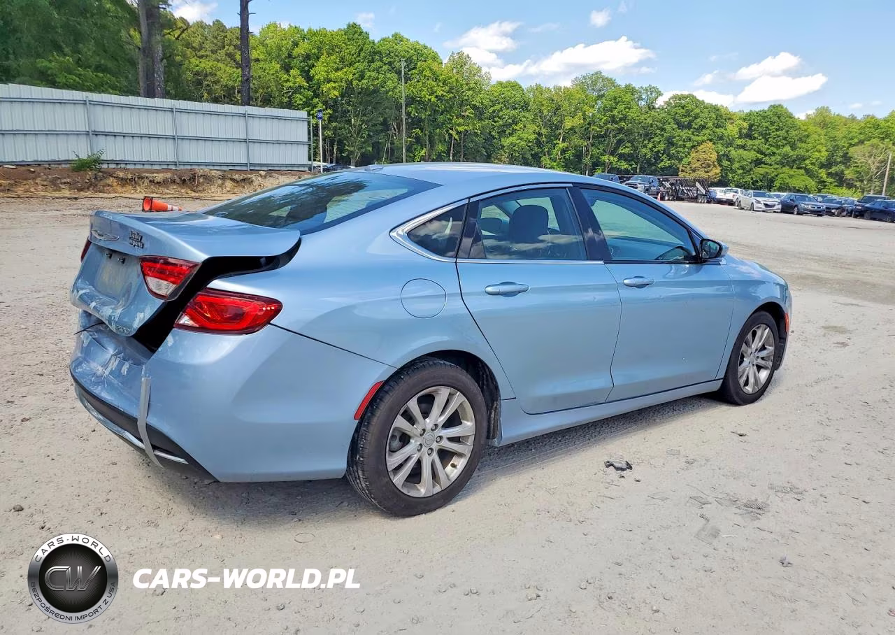 2015 Chrysler 200 Limited VIN:1C3CCCAB2FN724598 - 3