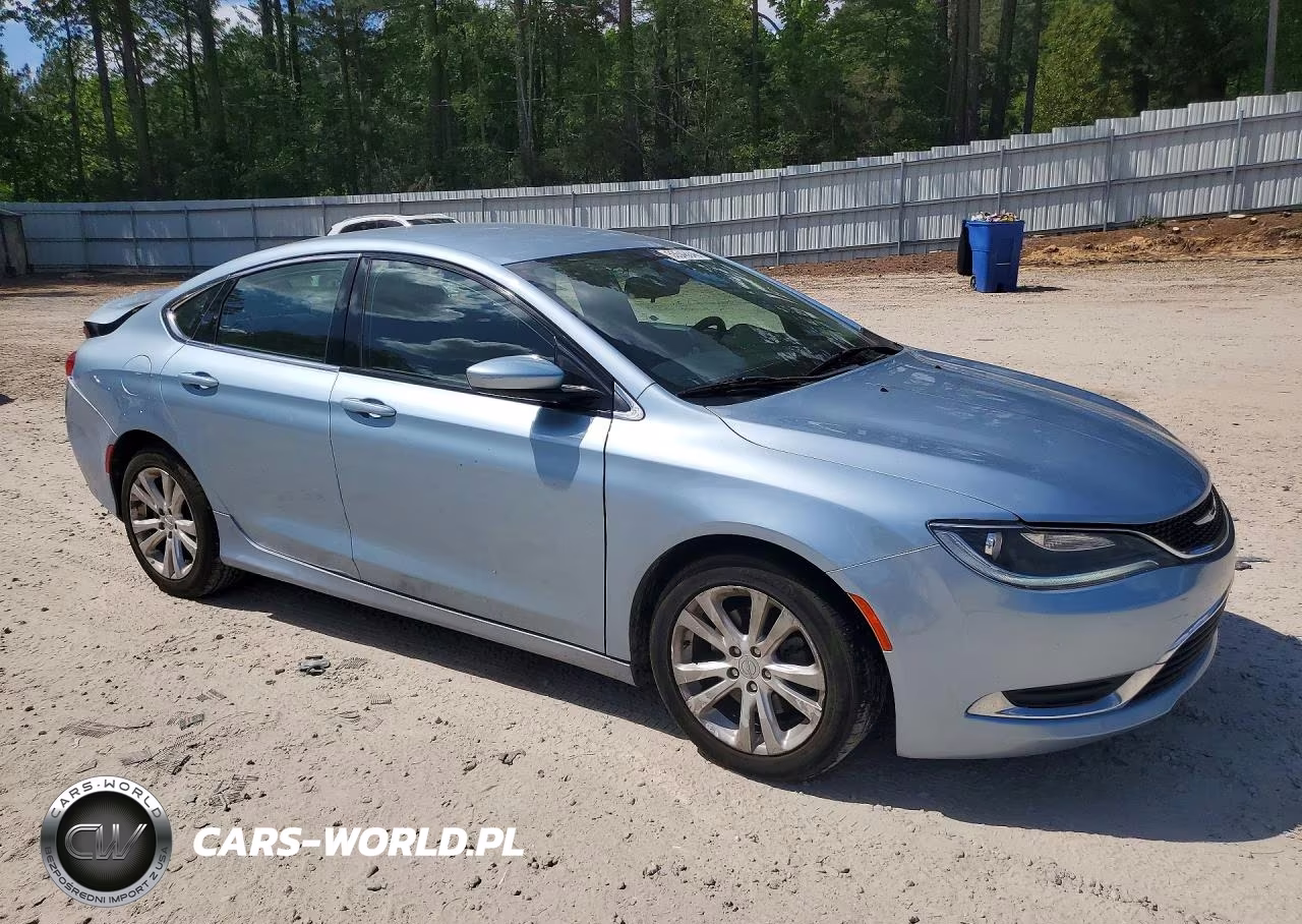 2015 Chrysler 200 Limited VIN:1C3CCCAB2FN724598 - 4