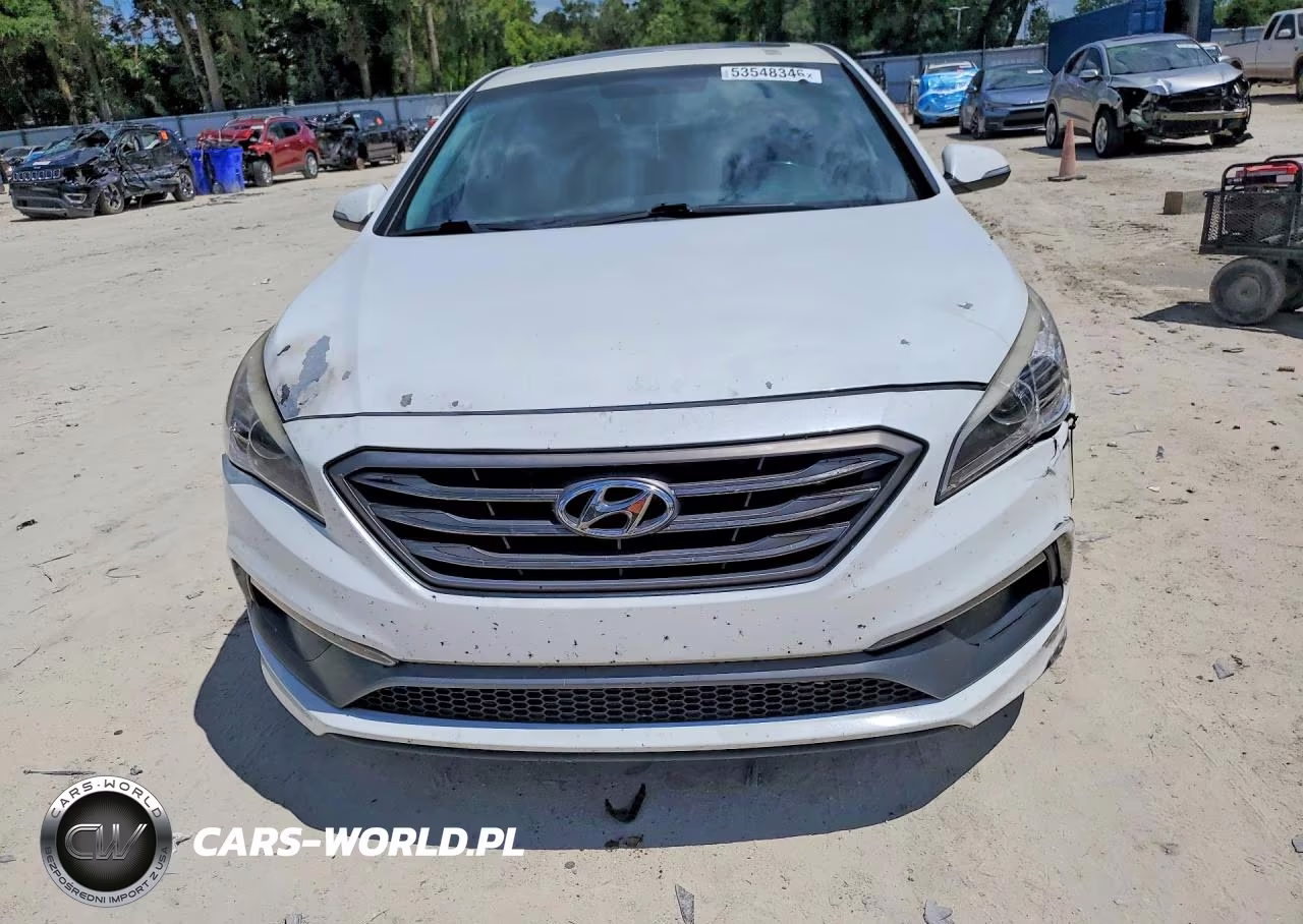 2016 Hyundai Sonata Sport VIN:5NPE34AF5GH392512 - 5