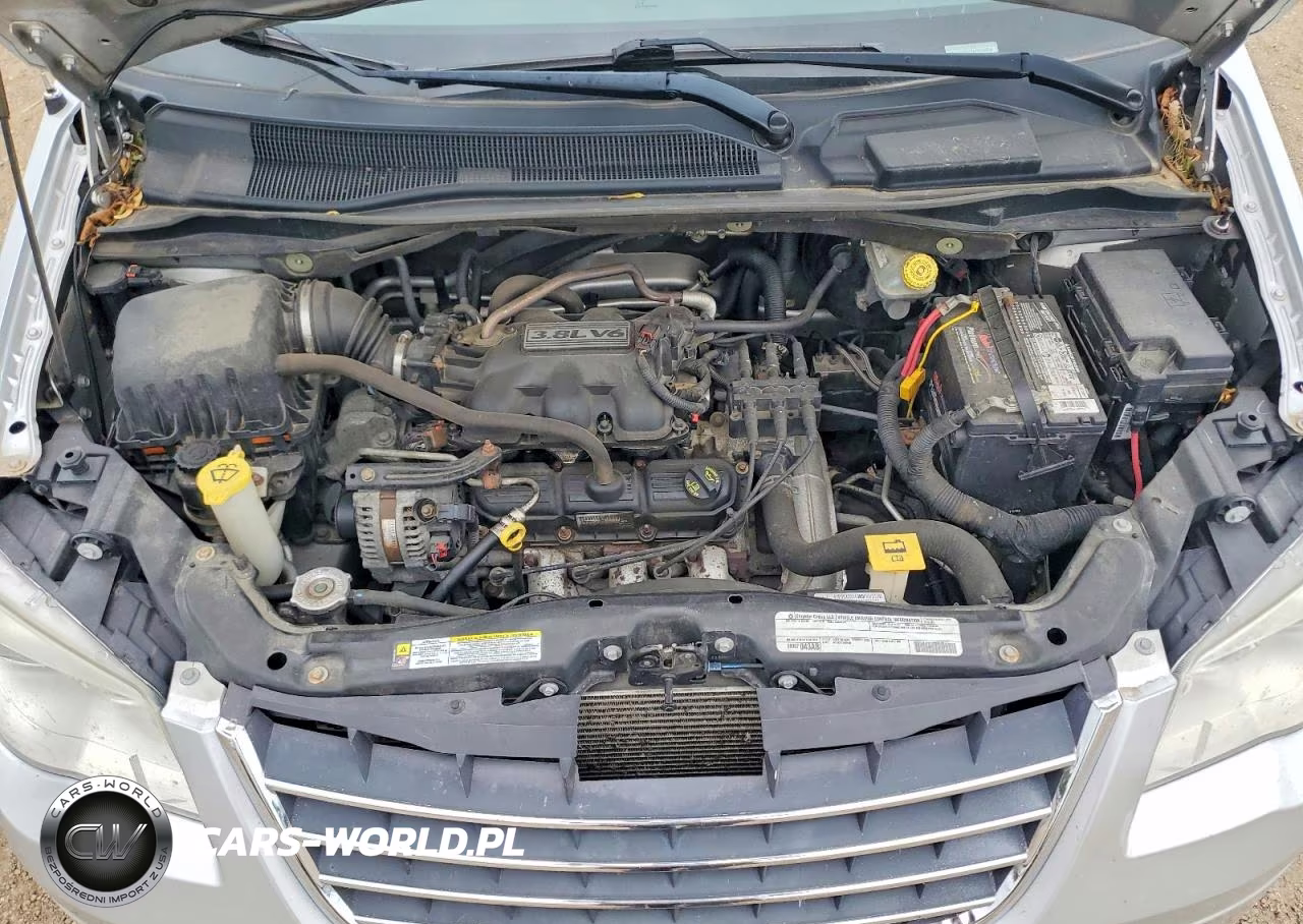 2010 Chrysler Town & Country Touring Plus VIN:2A4RR8D10AR449856 - 12