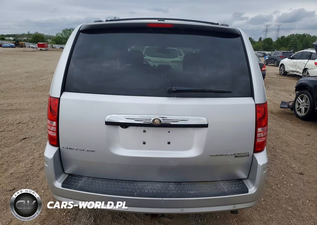 2010 Chrysler Town & Country Touring Plus VIN:2A4RR8D10AR449856 - 6