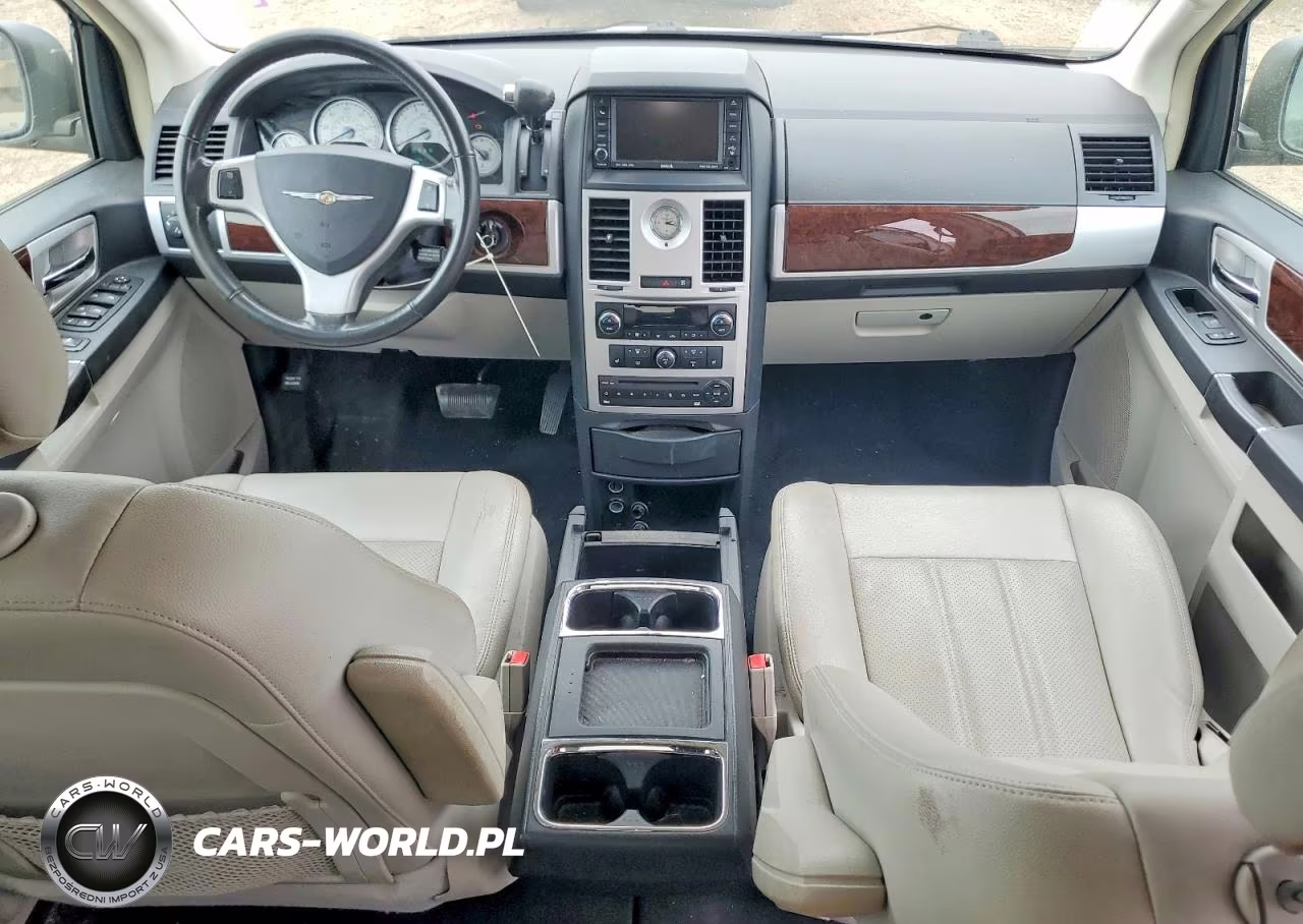 2010 Chrysler Town & Country Touring Plus VIN:2A4RR8D10AR449856 - 8