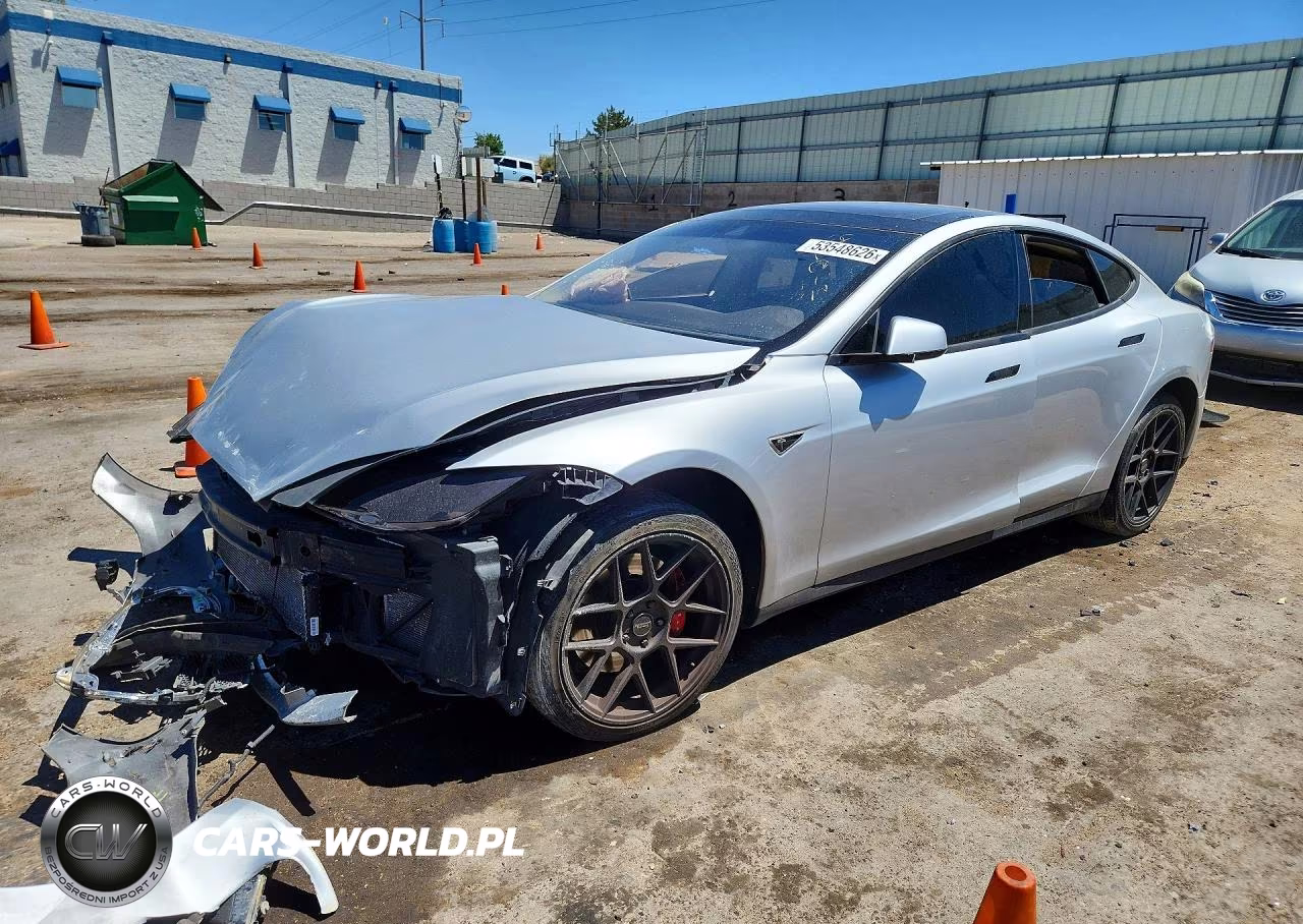 2015 Tesla Model S 85D