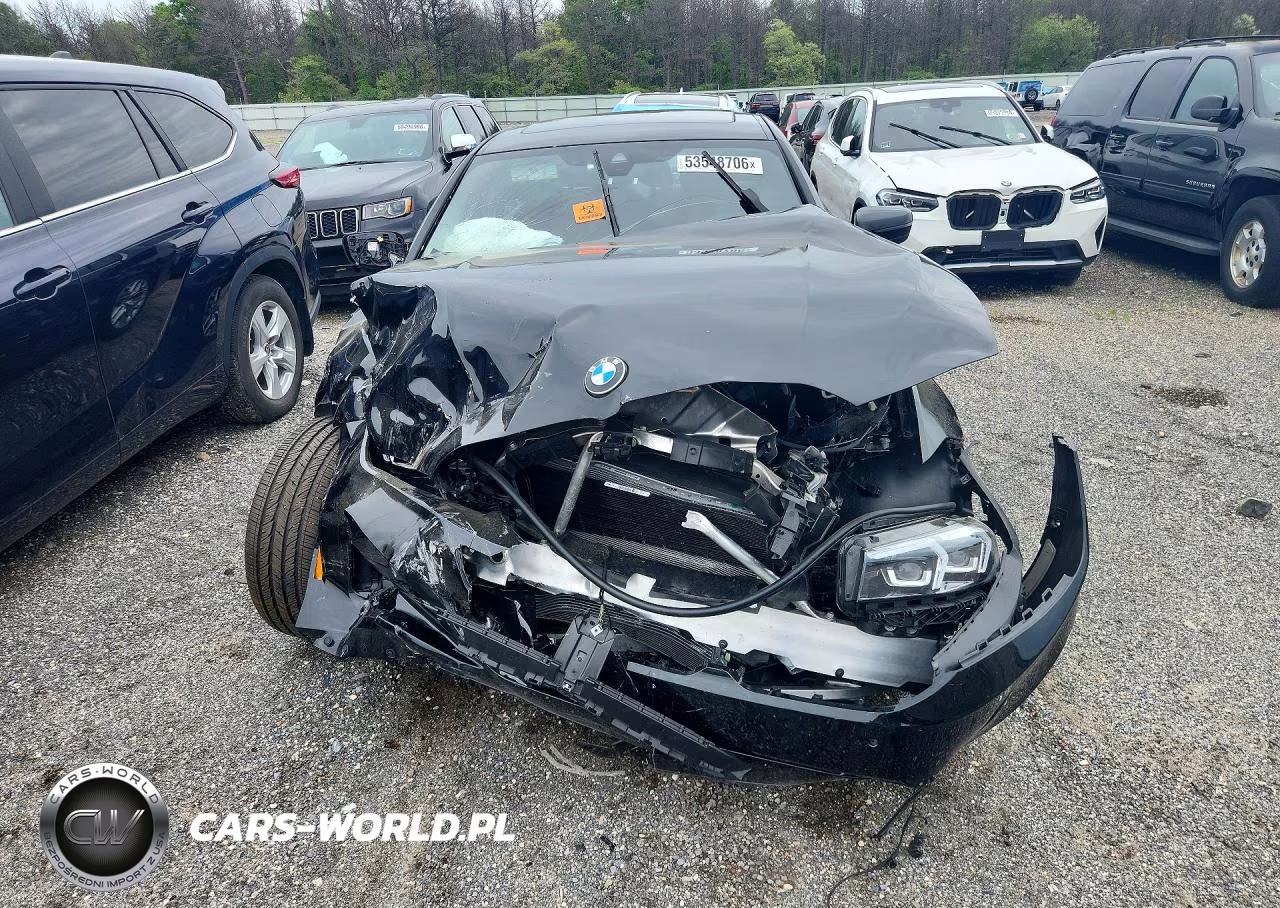 2025 BMW 330Xi VIN:3MW89CW06S8F72939 - 5