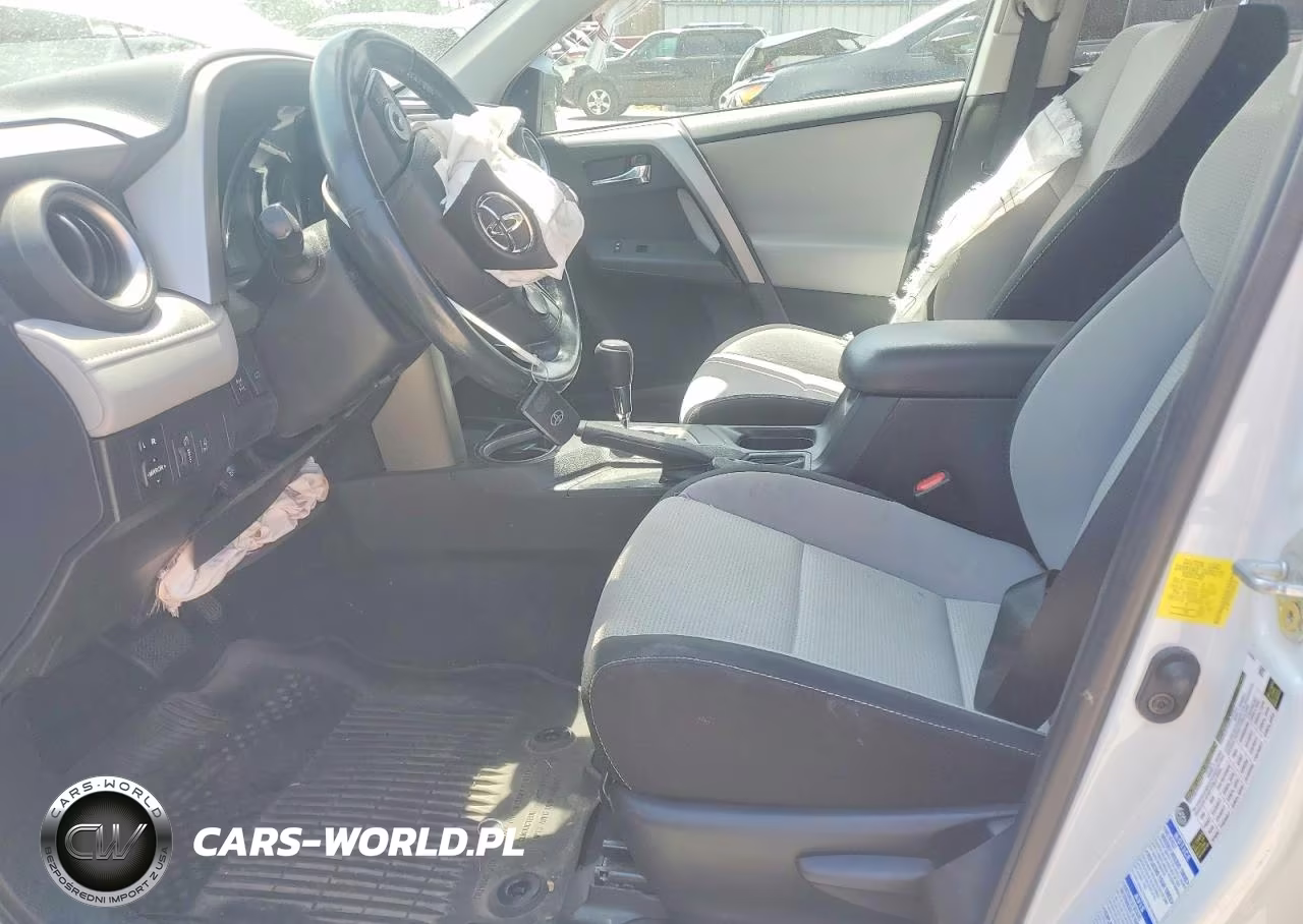 2017 Toyota Rav4 Xle VIN:2T3RFREV6HW666382 - 7
